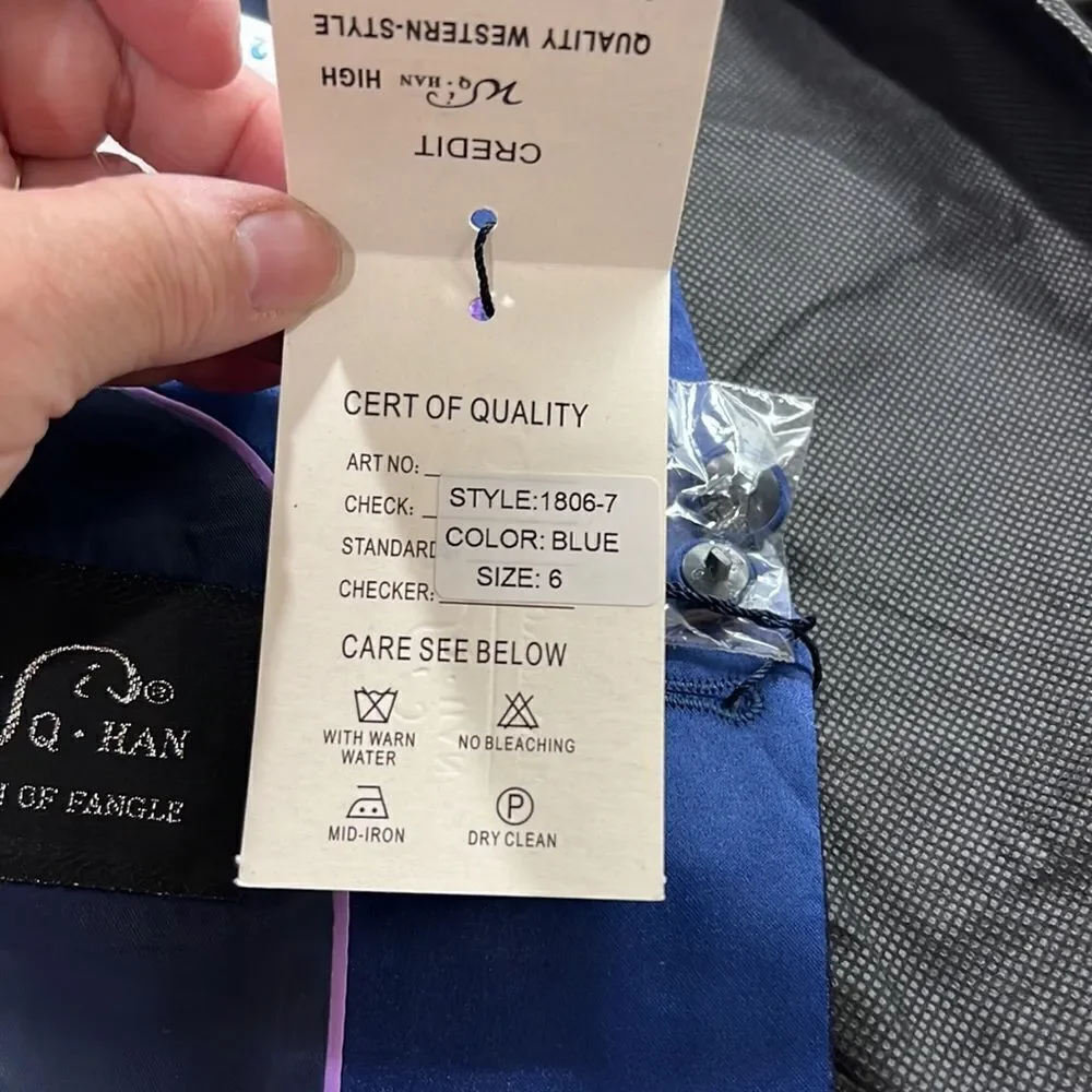 Wqi.Han navy brocade blue 5 piece tuxedo size 6 NWT